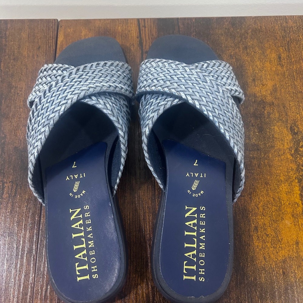 Italian Shoemakers Womens 7 Navy Blue Woven Metallic Cross Strap Slide Sandals